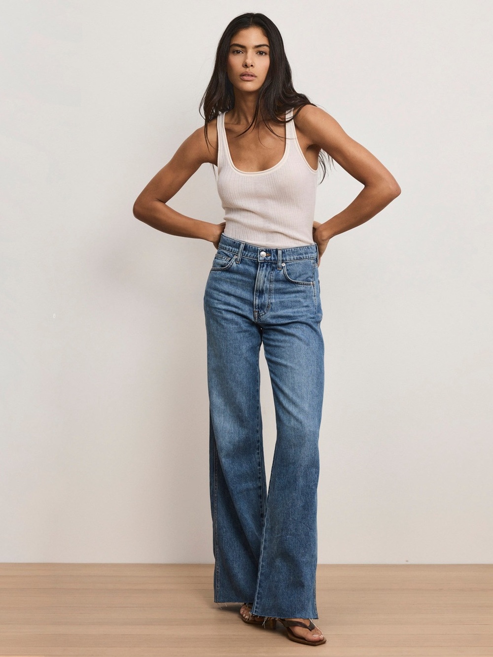 Veronica Beard Taylor High Rise Wide Leg Jeans Durango Raw Hem Blue Size 26